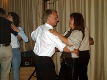 He, Abstand halten